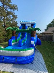 171799153 207020951189588 752073191529589249 n 1645909987 15 Foot Tropical Wave Water Slide